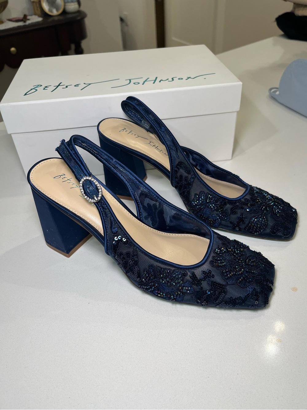 Ninah Mesh Block Heel Slingback Pumps - Picture 2 of 8